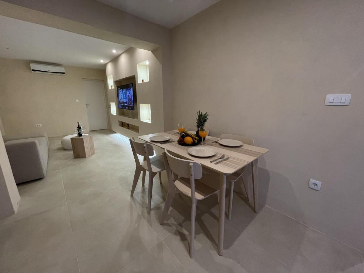 Cozy Apartment Matijas With Private Parking And Terrace 斯普利特 外观 照片