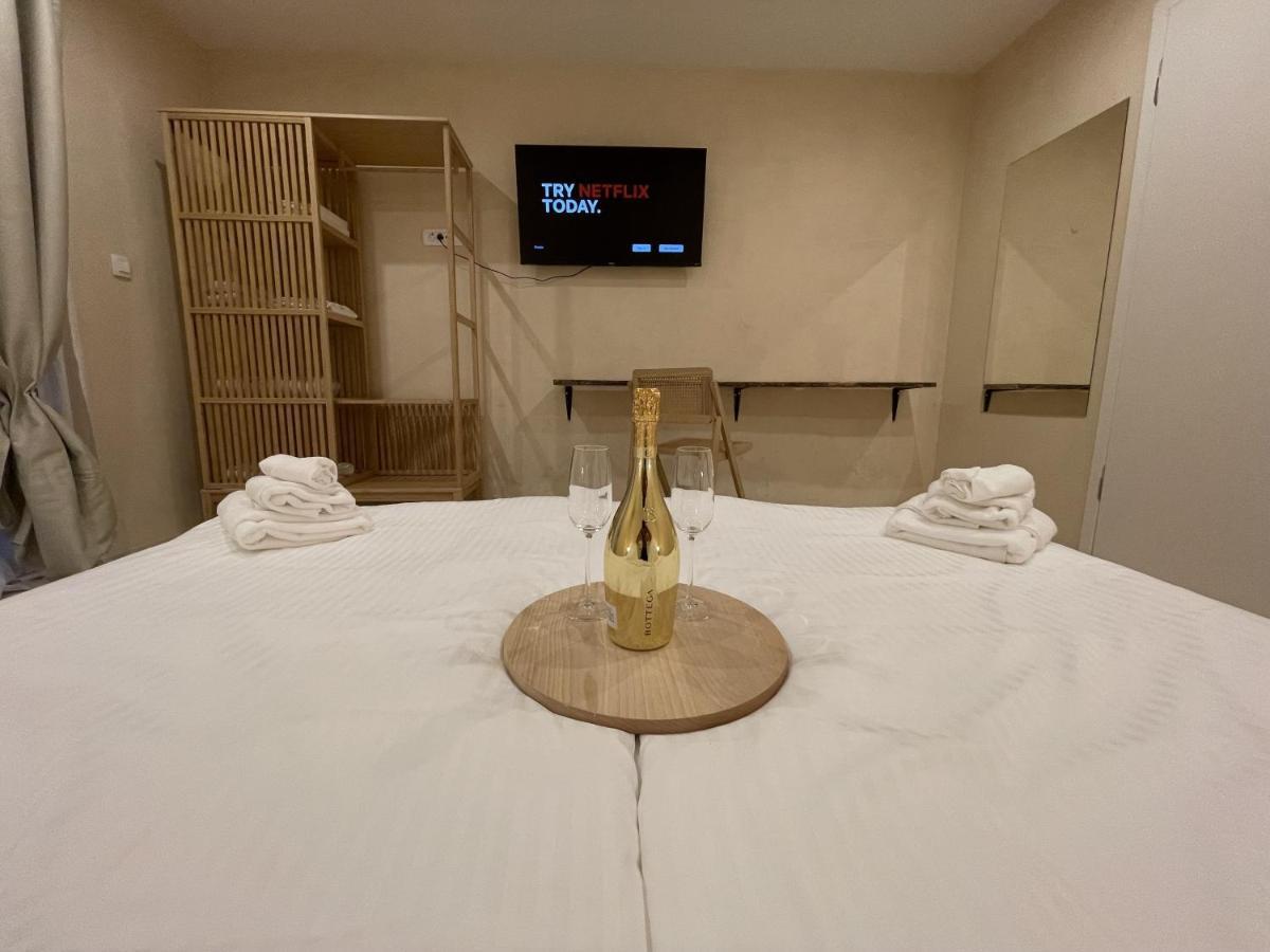 Cozy Apartment Matijas With Private Parking And Terrace 斯普利特 外观 照片