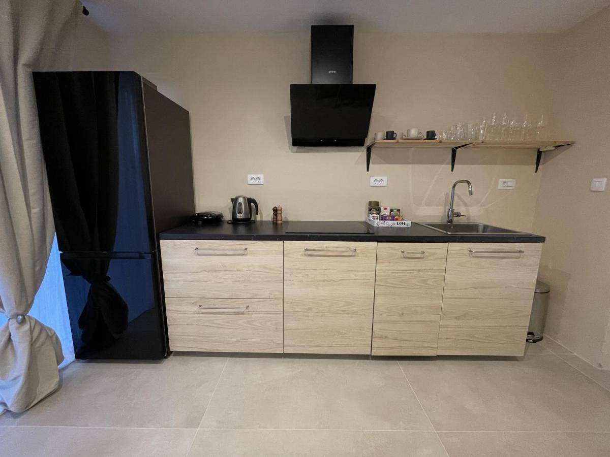 Cozy Apartment Matijas With Private Parking And Terrace 斯普利特 外观 照片