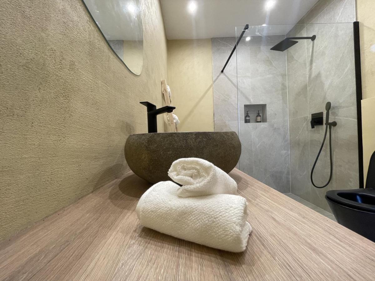 Cozy Apartment Matijas With Private Parking And Terrace 斯普利特 外观 照片